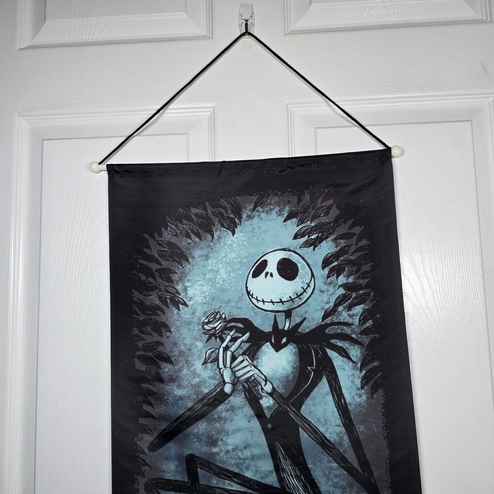 Disney Tim Burton’s The Nightmare Before Christmas Zero Hanging Banner Flag - Picture 3 of 3